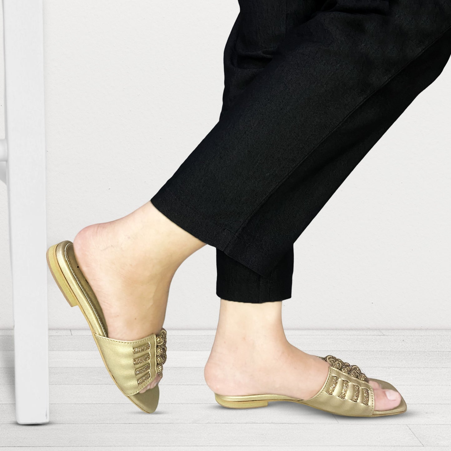 BELLA FLAT SLIPPER - GOLD