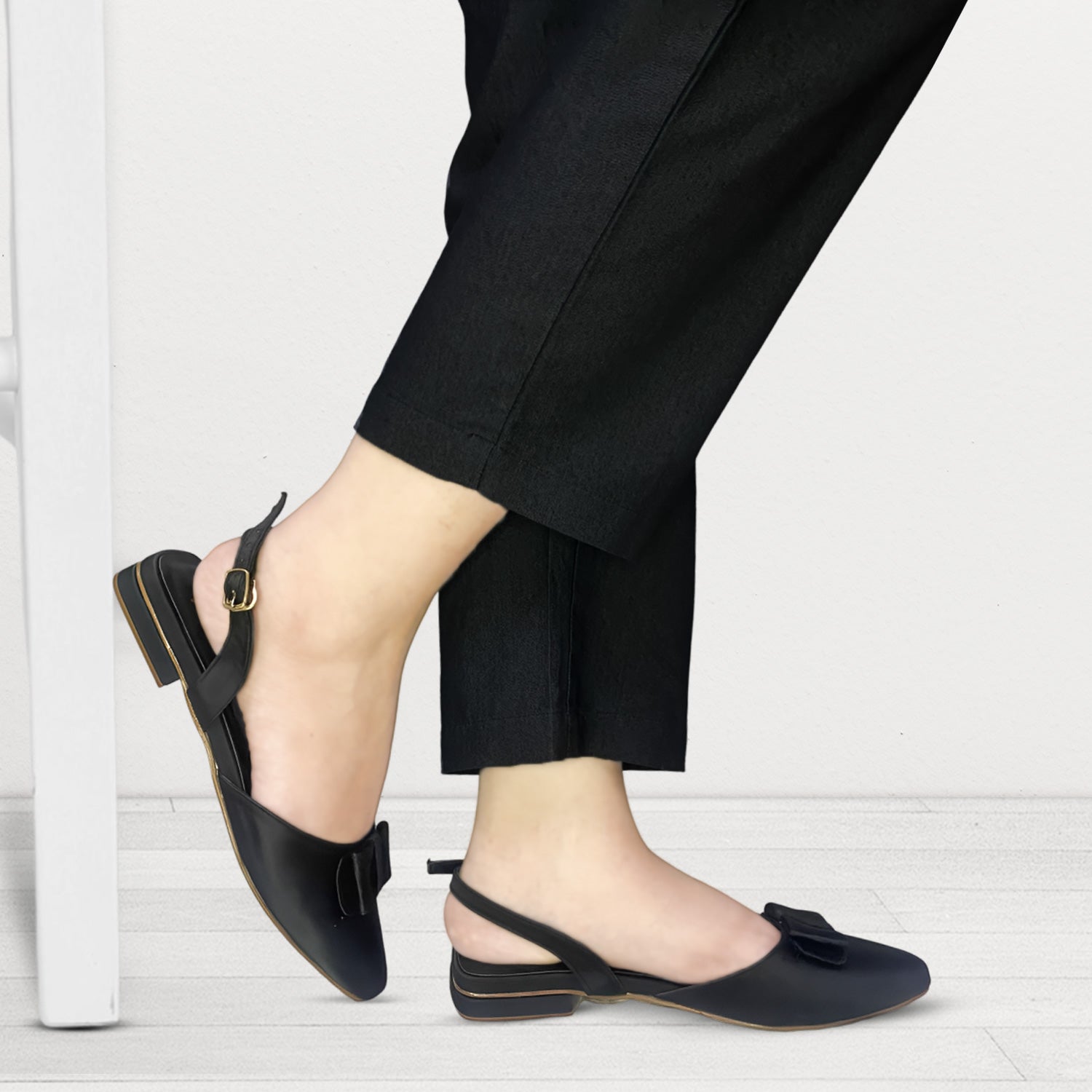 LINKA FLAT MULE - BLACK - Finsha Shoes