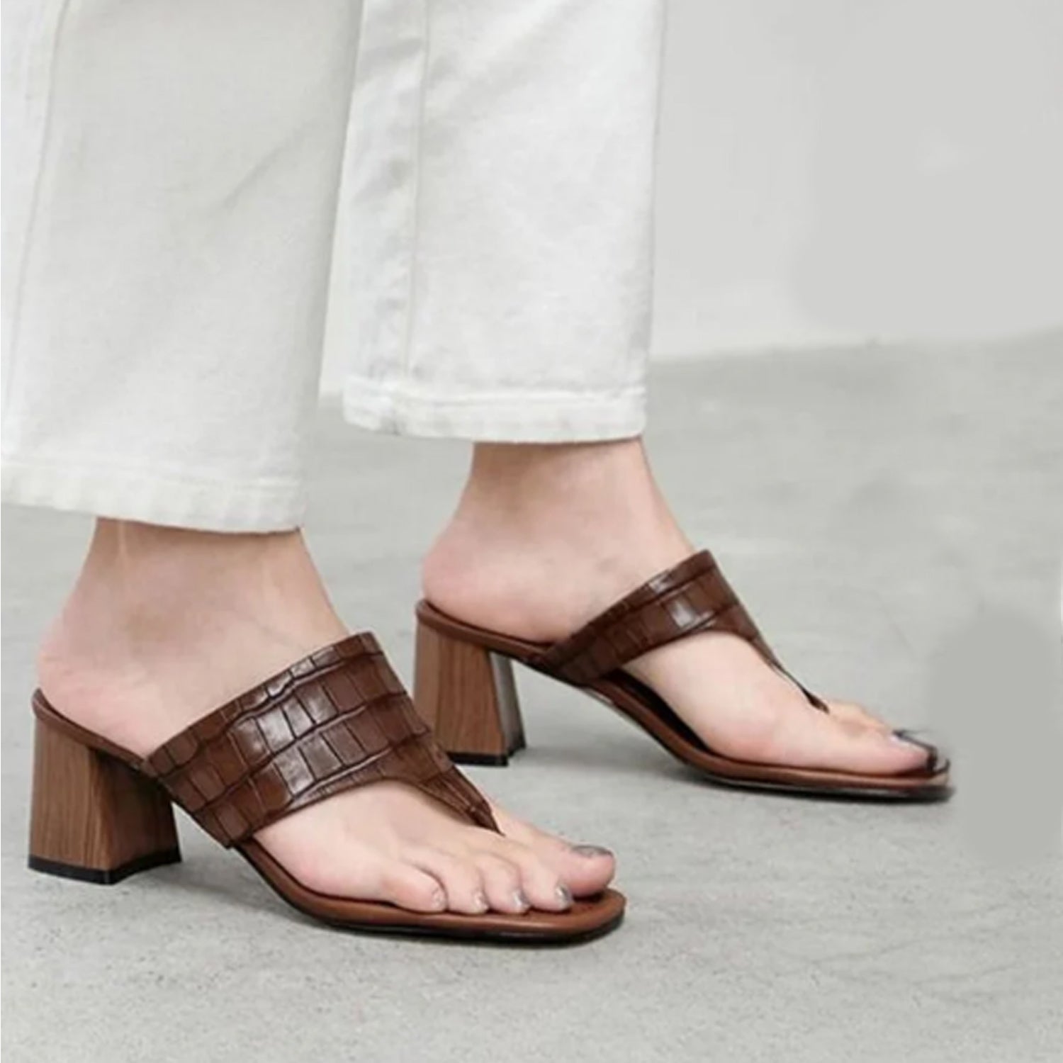 BROWN BLOCK HEEL SLIPPER - Finsha Shoes