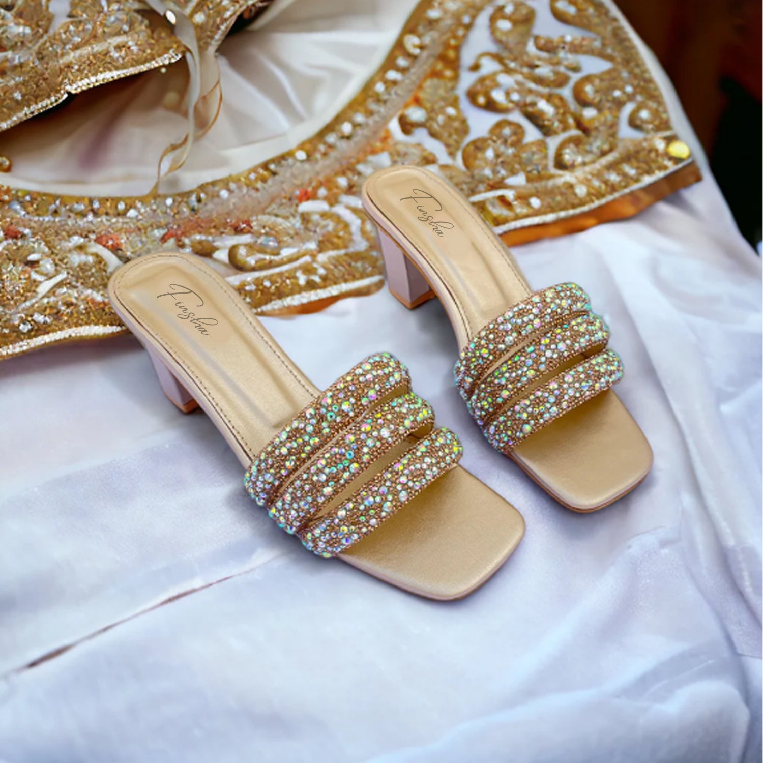 LINA BLOCK HEEL - GOLDEN - Finsha Shoes