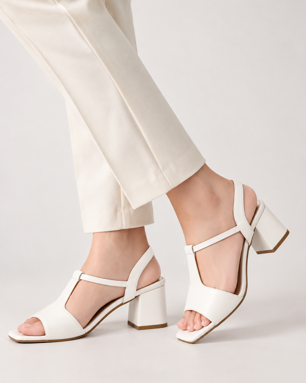T-STRAP BLOCK HEEL